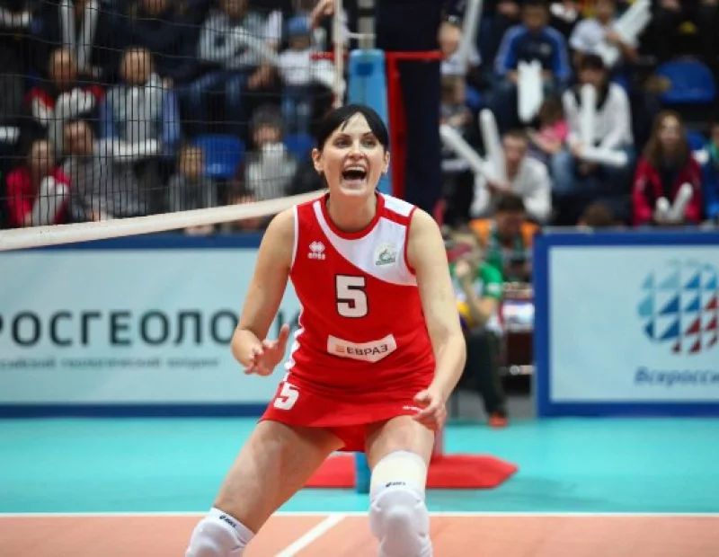 Елена Ирисова: "У нас в команде дедовщины нет!"