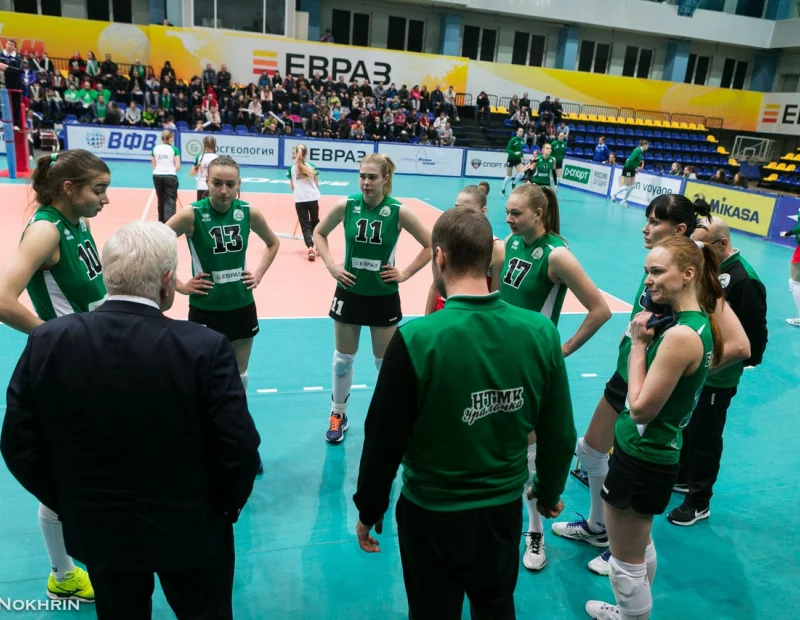 "Уралочка" проиграла "Енисею" серию за бронзовые медали